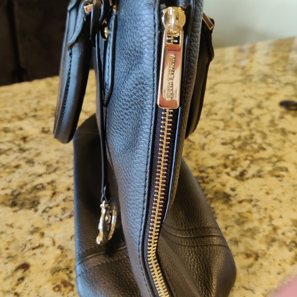 Michael Kors bag - Picture 4 of 6